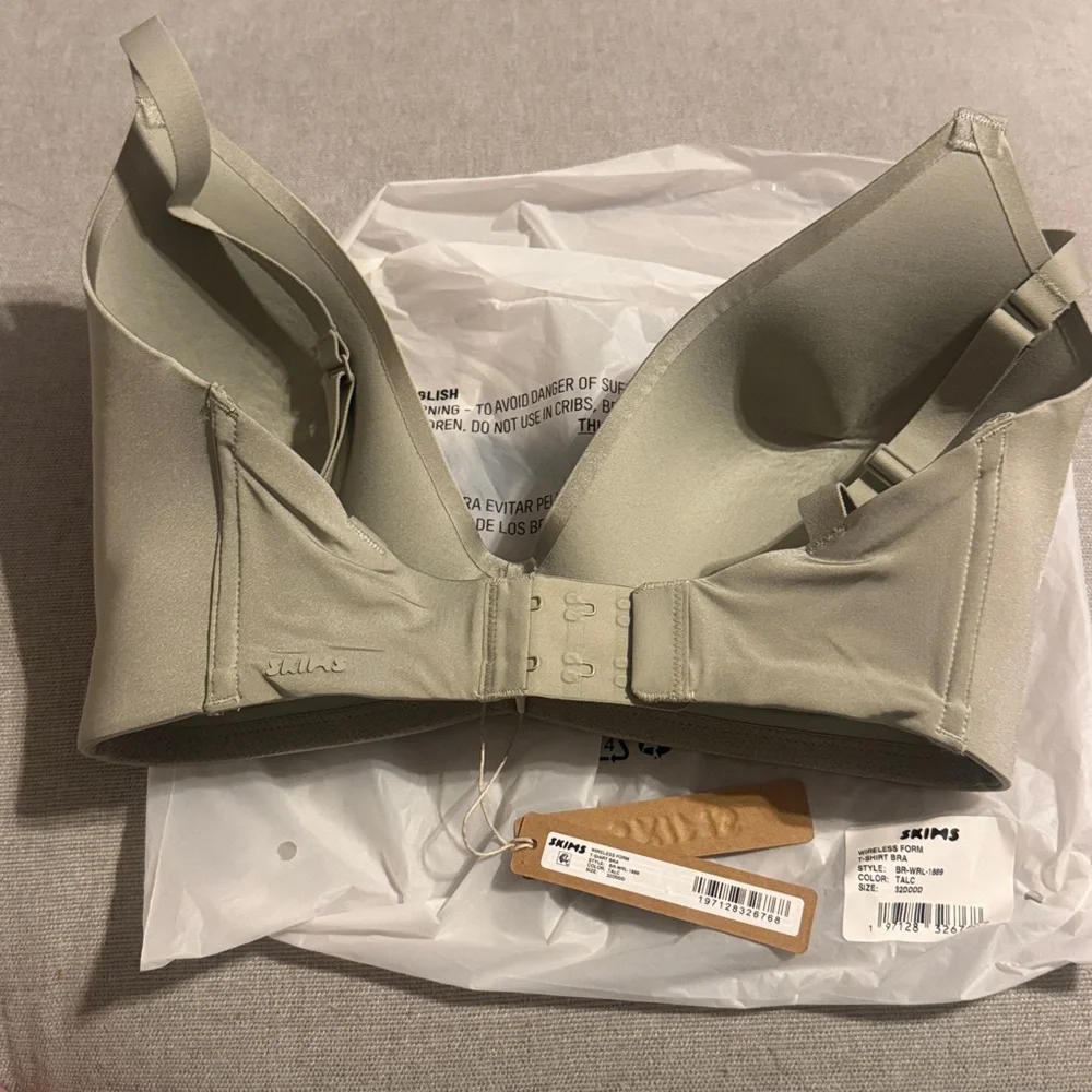 Wireless form t-shirt bra | Talc - Picture 3 of 4